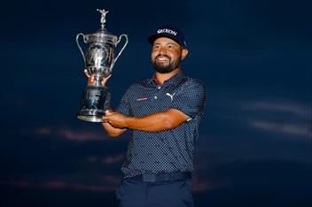J.J. Spaun hoàn thiện chiến thắng lịch sử tại U.S. Open